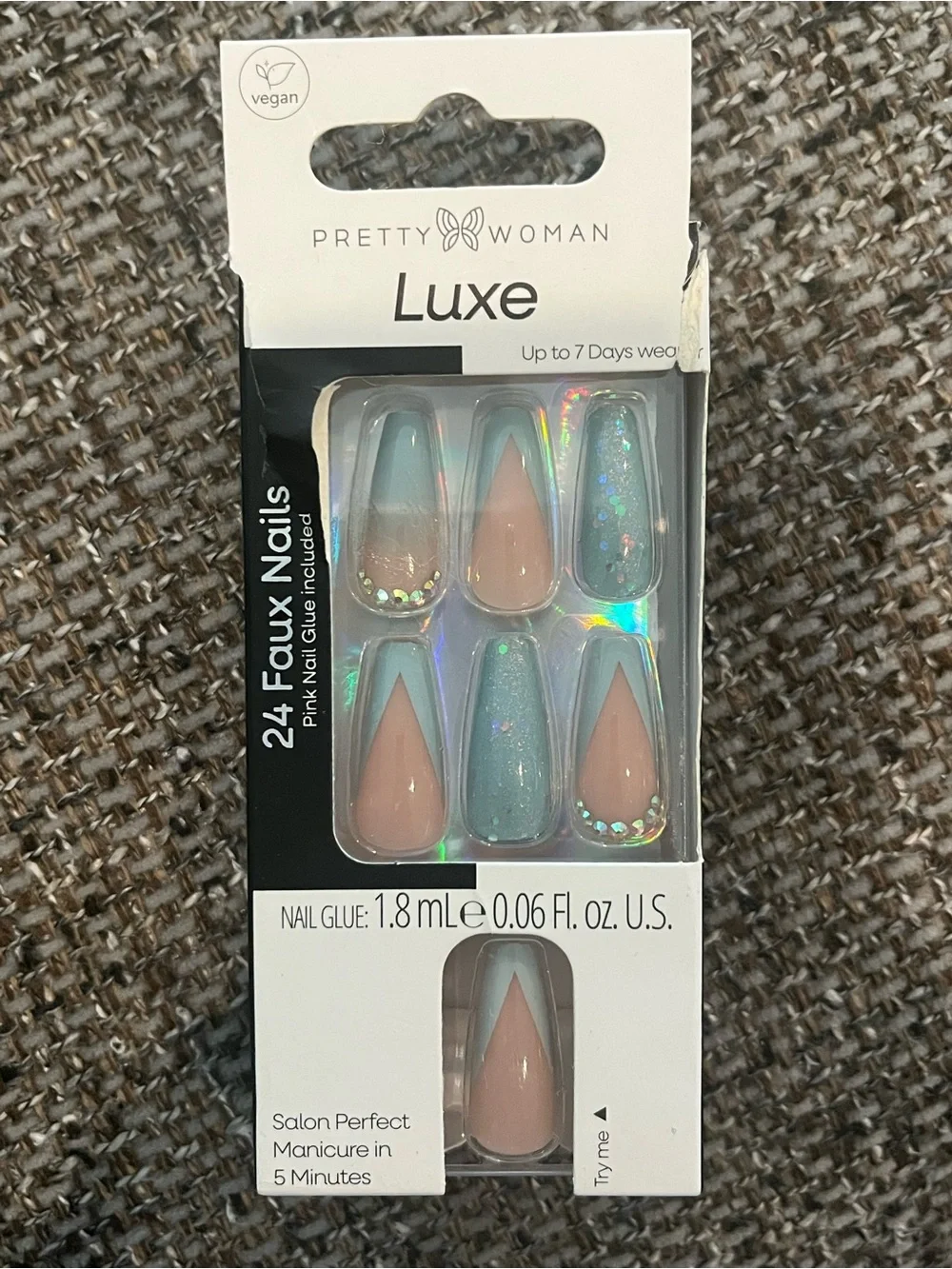 New Luxe Teal and Nude Faux Nail Set